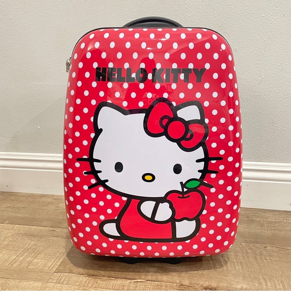 NEW Hello Kitty Red Hardshell‎ 16.5" Rolling Suitcase Bioworld Sanrio Carryon